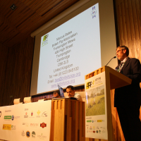 img-7595.jpg